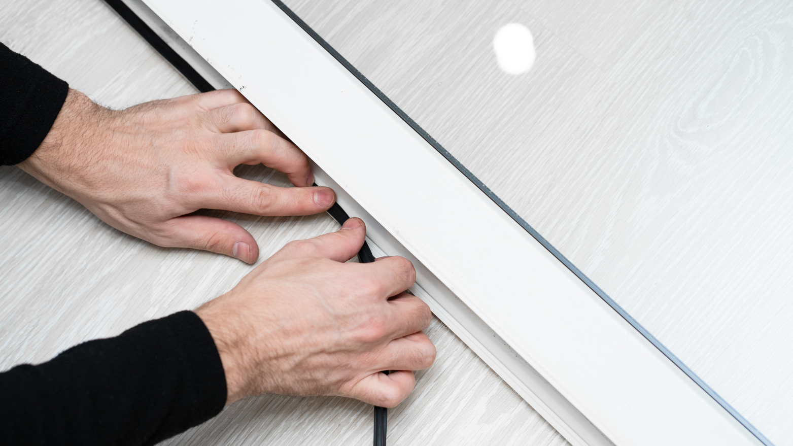 Uszczelnianie okien i drzwi balkonowych